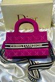 کیف دستی زنانه دیور DIOR چرمی براق همراه بند بلند کنفی