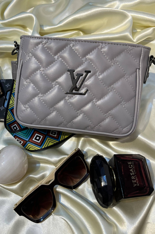 کیف دوشی LVمدل SPORT