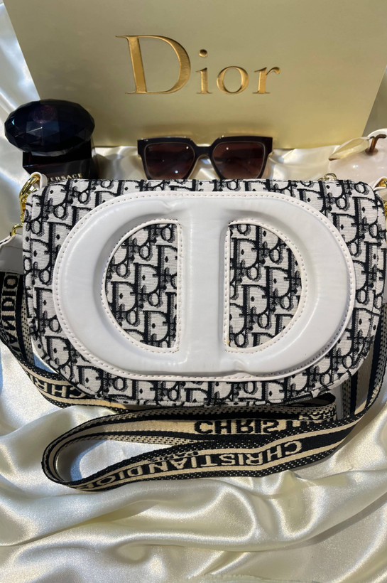 کیف دوشی DIOR مدل عینکی