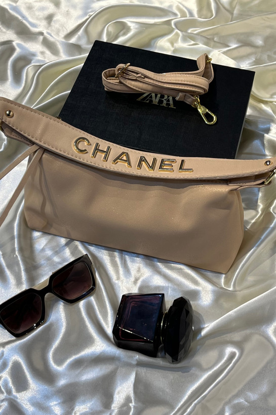 کیف دستی زنانه چنل CHANELمدل VINTAGEهمراه بند بلند