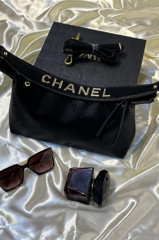 کیف دستی زنانه چنل CHANELمدل VINTAGEهمراه بند بلند