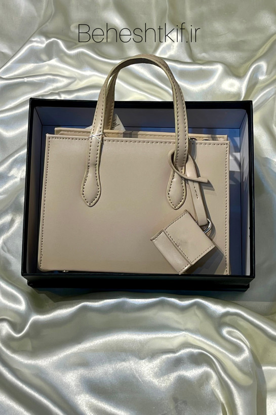 کیف دوشی زنانه منگو MANGO مدل teenage همراه بند بلند چرمی