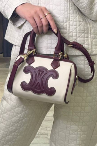 کیف دوشی زنانه برند CELINE مدل کلاسیک به همراه بند بلند چرمی