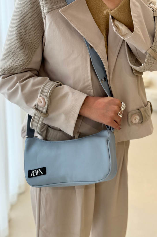 کیف دوشی زنانه مدل پانچی با بند قابل تنظیم