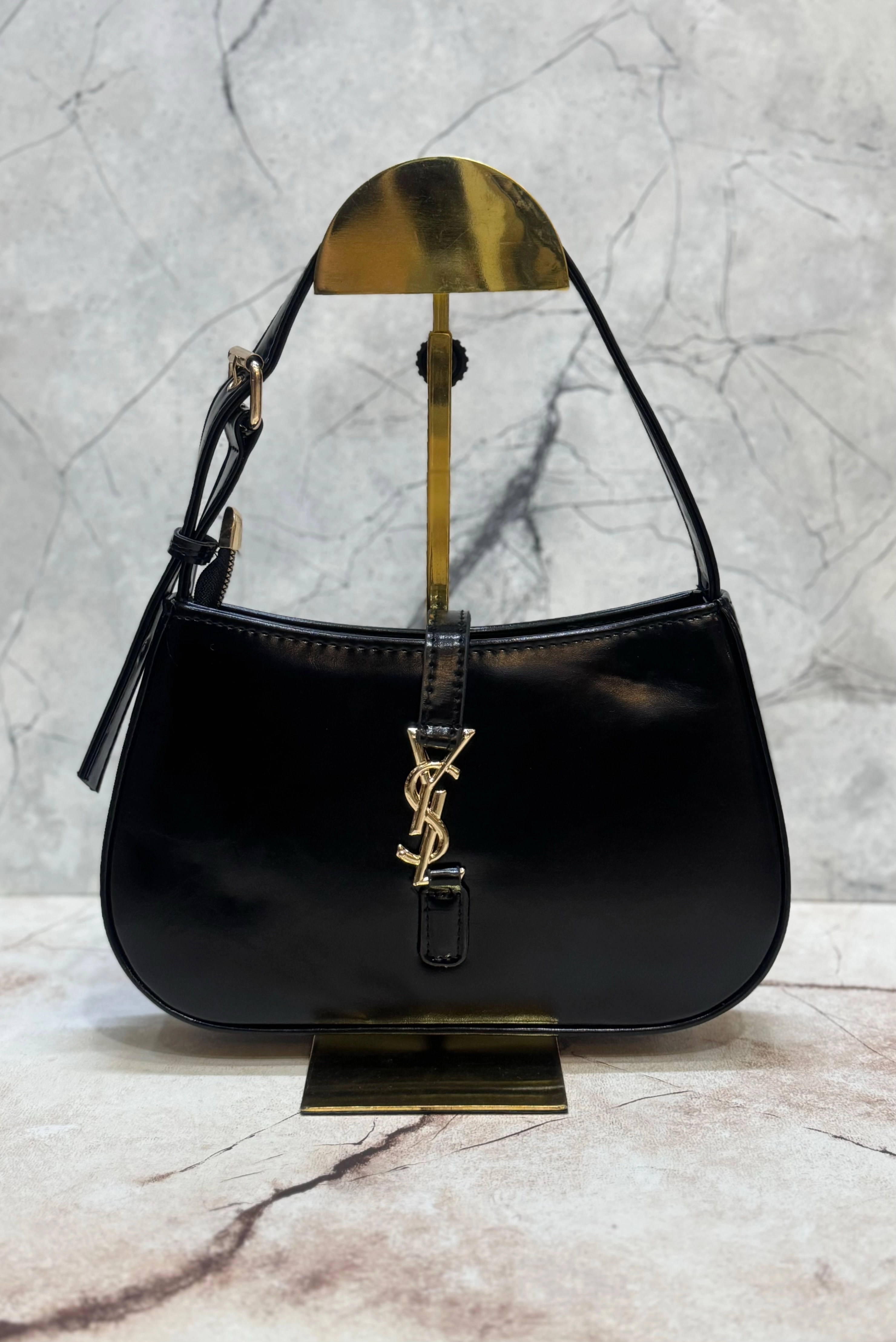 کیف دوشی چرمی  زنانه برند YSL مدل قایقی