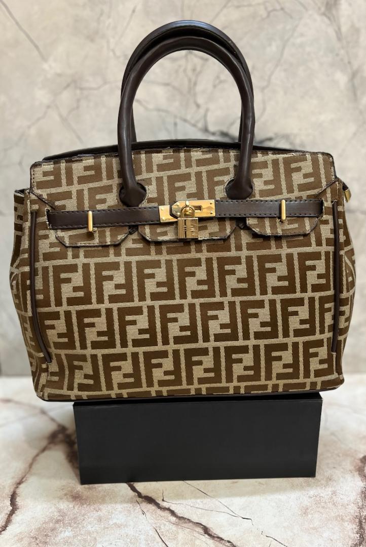 کیف دستی زنانه طرح هرمس مدل قفل دار همراه بند بلند چرمی