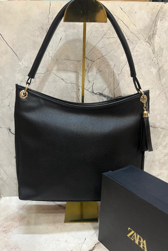 کیف دوشی زنانه برند زارا مدل تک بند آویز دار