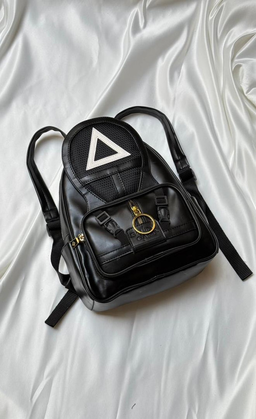 کوله پشتی فانتزی طرح اسکویید گیم